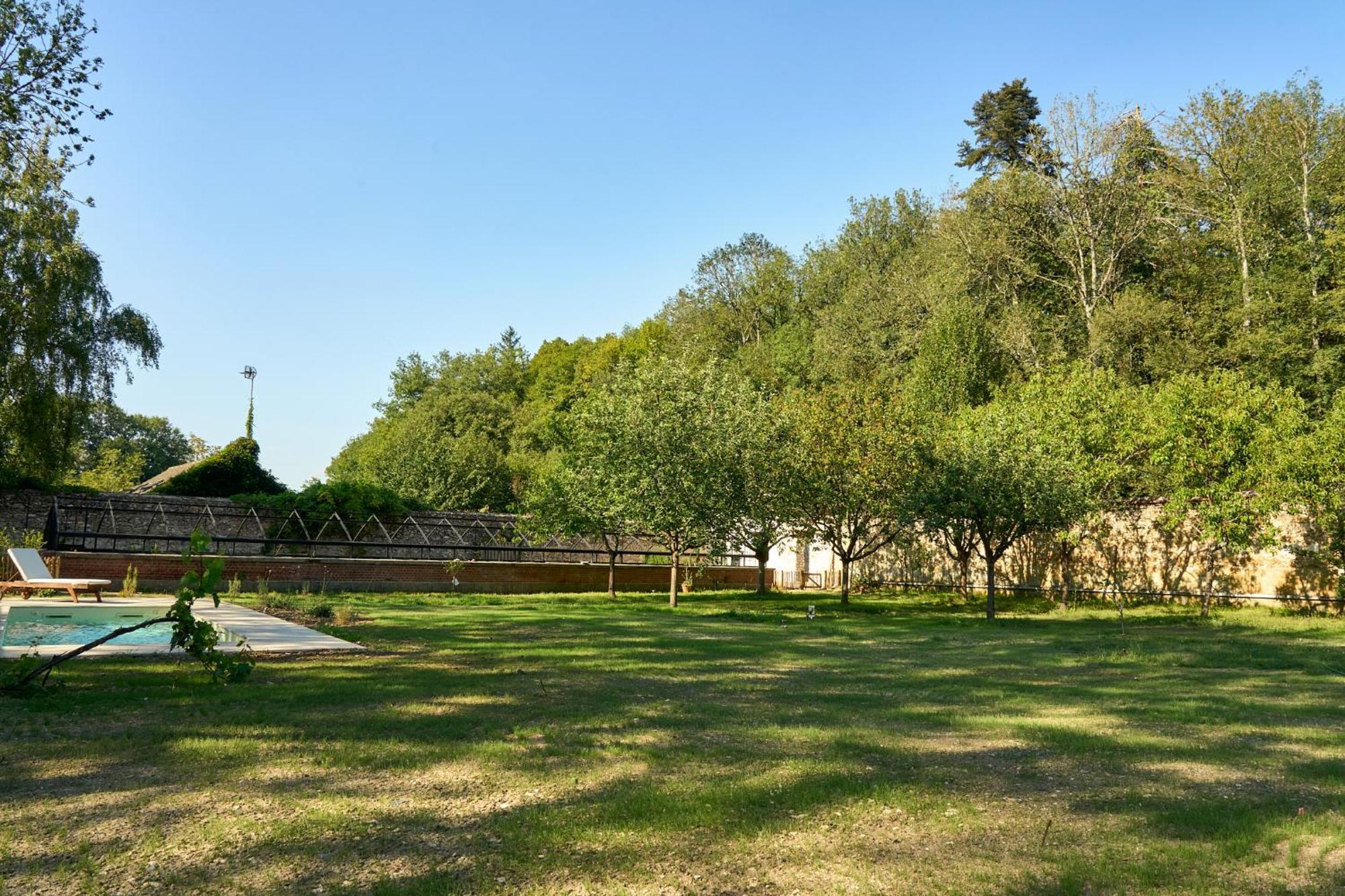 Domaine De La Commanderie De Ballan Екстер'єр фото
